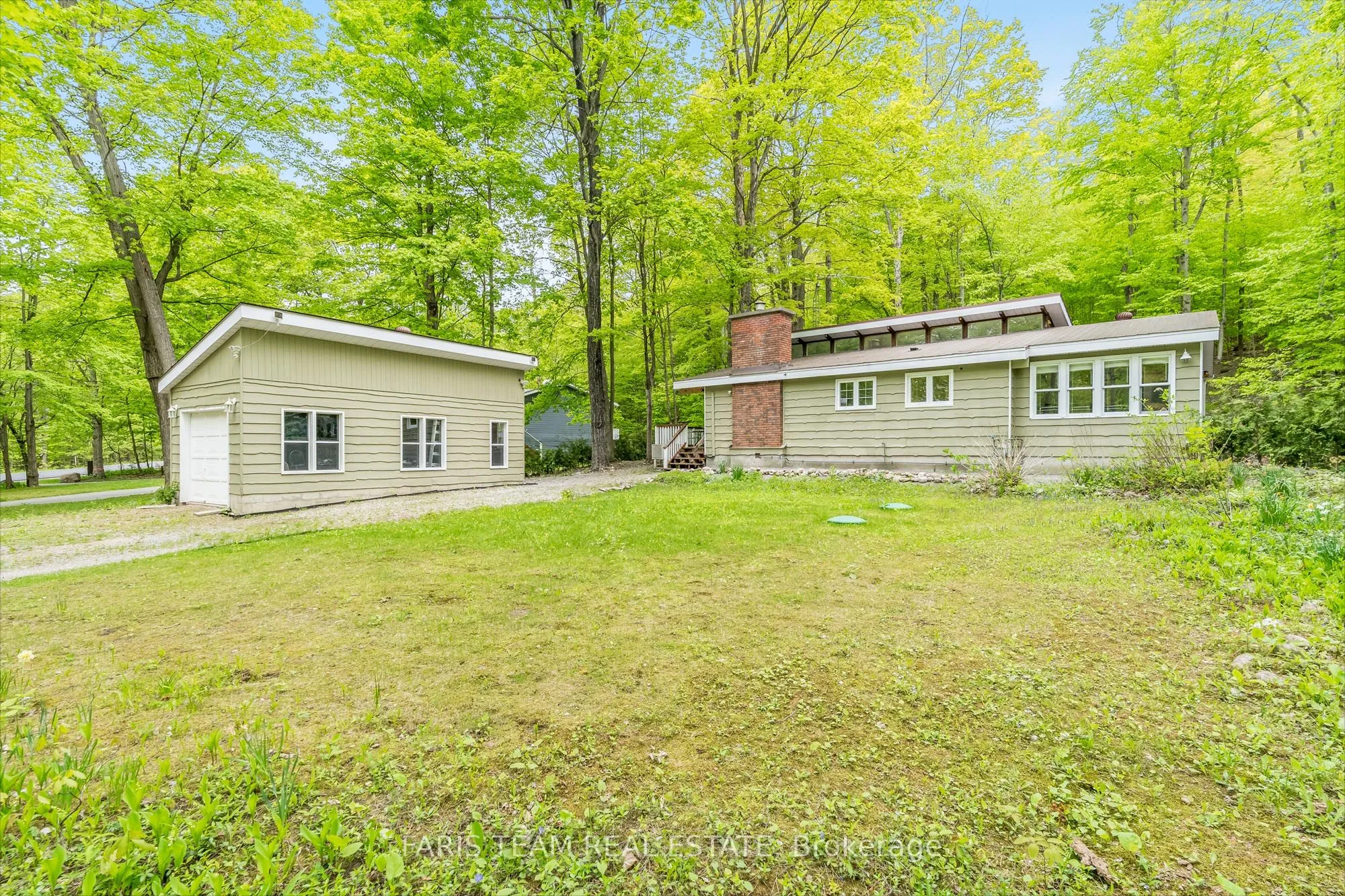 105 Silver Birch Drive, ON L9M 2H7