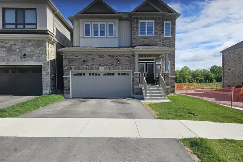 26 Shepherd Drive, Barrie, ON L9S 2Z4