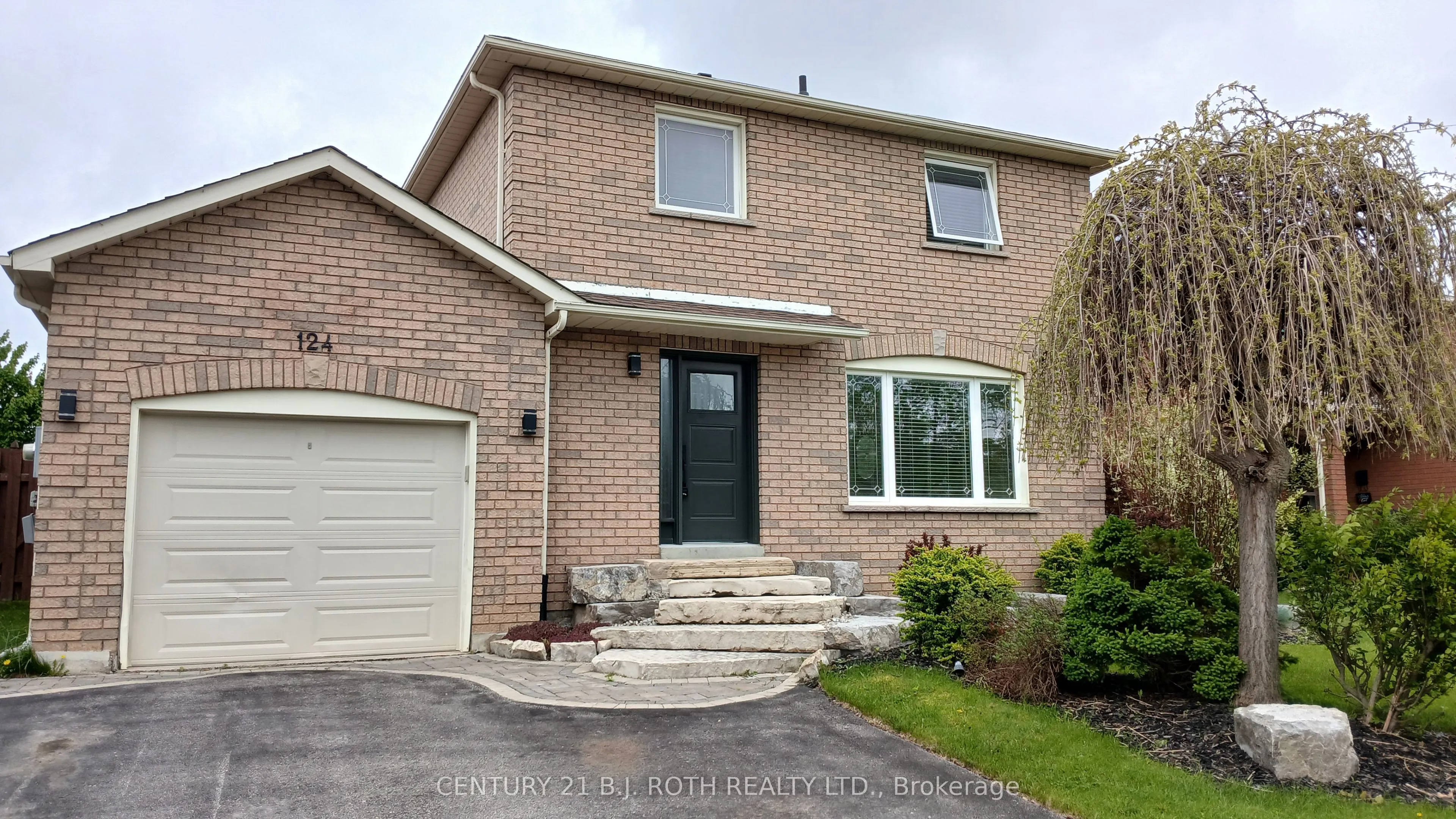124 Brown Street, ON L4N 7V7