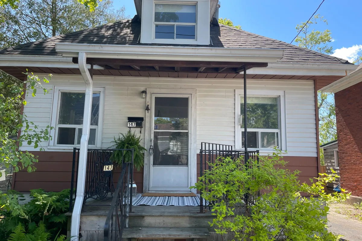 147 Dufferin Street, ON L3V 5T1