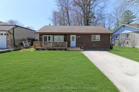 84 32nd Street, ON L9Z 2C4