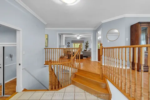 7 TRAILWOOD Place, ON L9Z 1M6