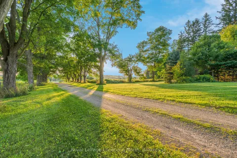 2605 County 42 Road, ON L0M 1S0