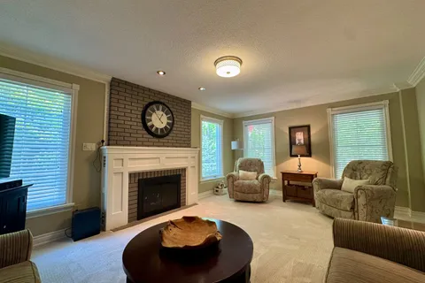 1897 Marchmont Road, ON L3V 6H2