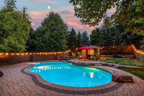 15 Cityview Circle, ON L4N 7V2