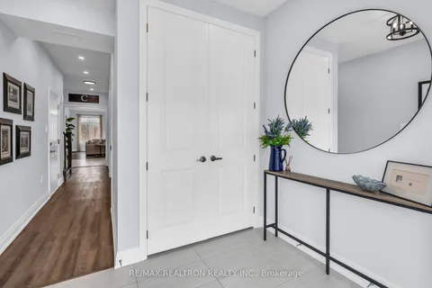 99 Franklin Trail, ON L9J 0J1