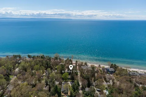 19 Finley Drive, ON L0L 2J0