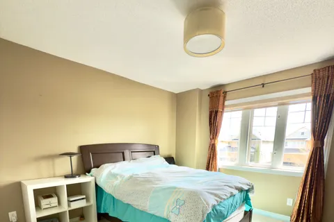 26 Stuart Avenue, ON L4M 0A2