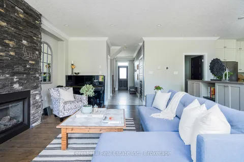 21 Marta Crescent, ON L4N 3N6