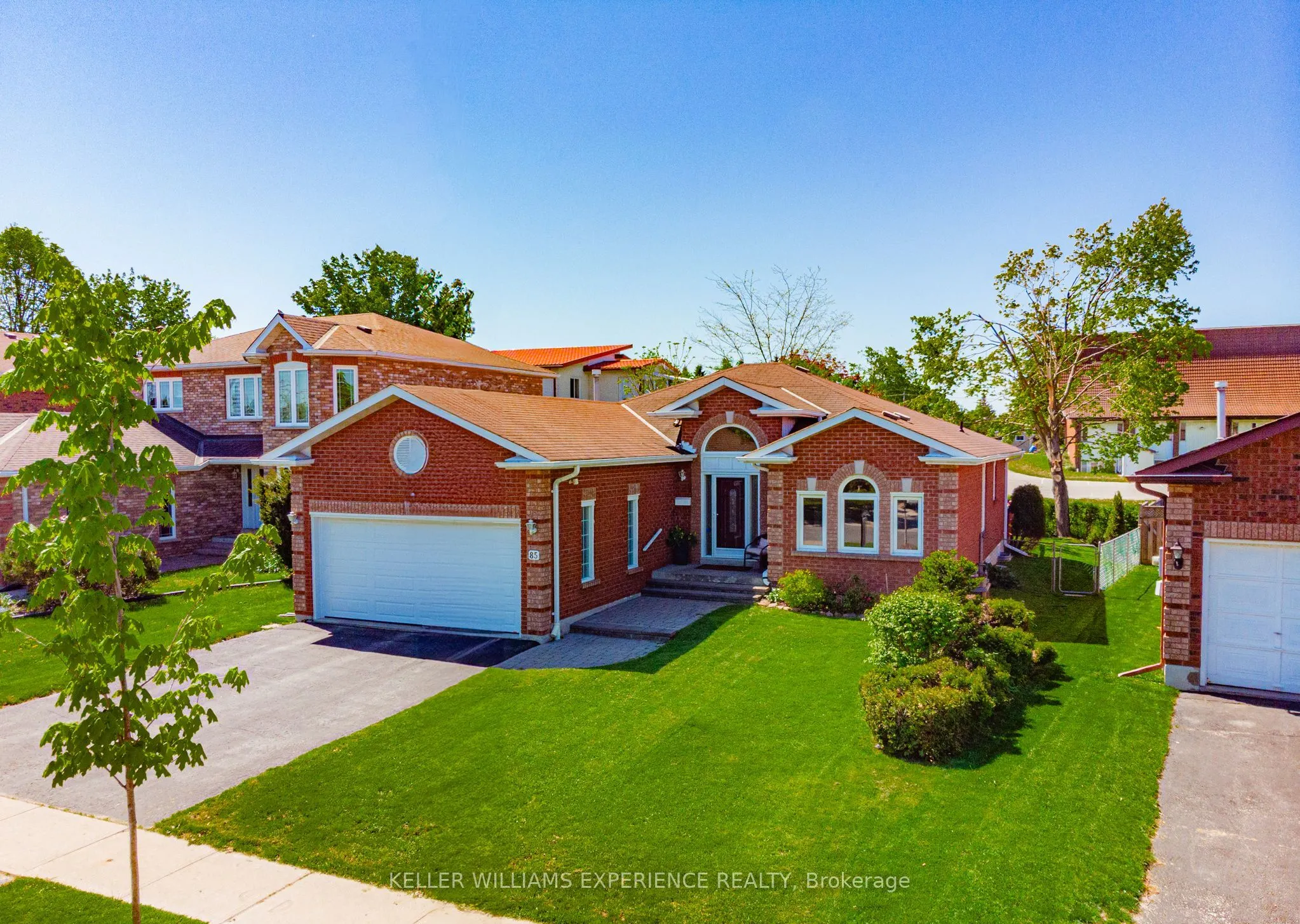 85 Arthur Avenue, ON L4M 6H6