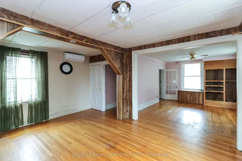 252 Simcoe Street, ON L9Y 1J3