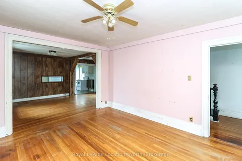 252 Simcoe Street, ON L9Y 1J3