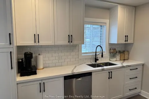 334 Rose Crescent, ON L4R 5C1