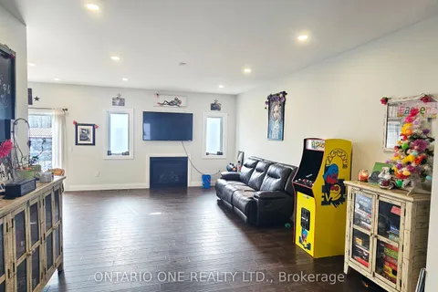 30 Bellehumeur Road, ON L9M 0J1