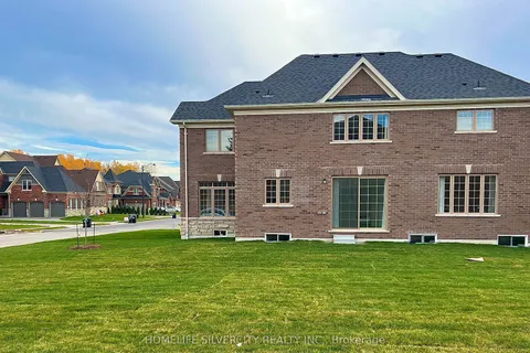 115 Rugman Crescent, ON L9X 2A5