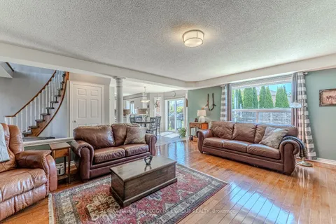 10 McAvoy Drive, ON L4N 0R1