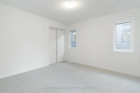 89 Berkely Street, ON L9Z 2N5