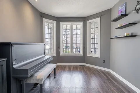 86 Penvill Trail, ON L4N 5C5