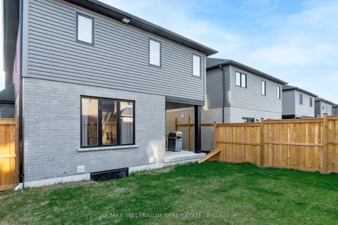 19 Kerr Street, ON L9Y 4B6