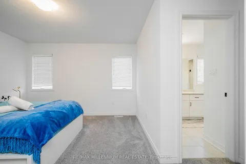 19 Kerr Street, ON L9Y 4B6
