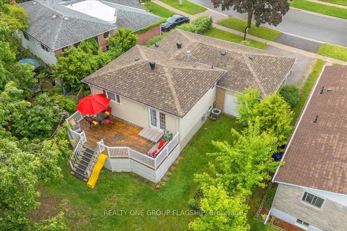 52 Highcroft Road, ON L4N 2X7
