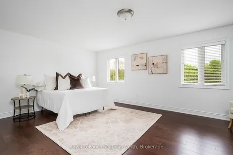 81 Lockerbie Crescent, ON L9Y 0Y8