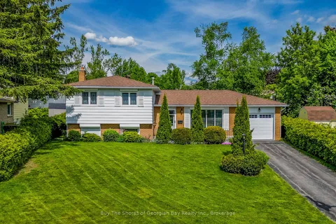 306 Cedar Street, ON L4R 4M2
