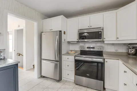 306 Cedar Street, ON L4R 4M2