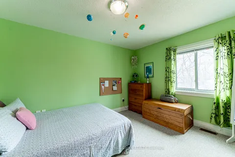 20 Ferris Lane, ON L4M 2X7