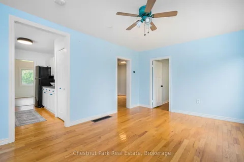 83 Ninth Street, ON L9Y 2G3