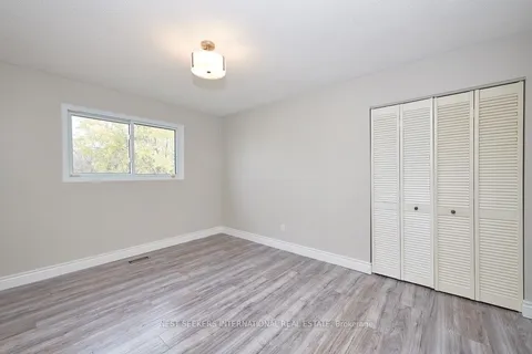 257 Dodson Road, ON L4N 4T6