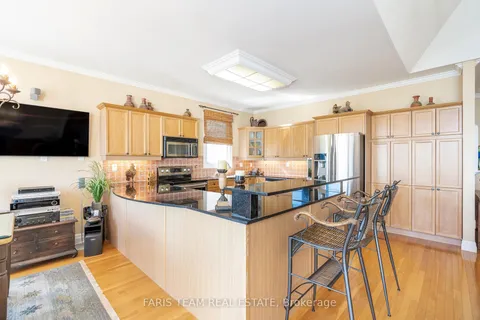 443 Aberdeen Boulevard, ON L4R 5L8