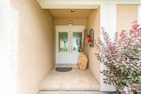 443 Aberdeen Boulevard, ON L4R 5L8