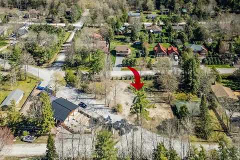 121 GREEN POINT Road, ON L9M 0M7