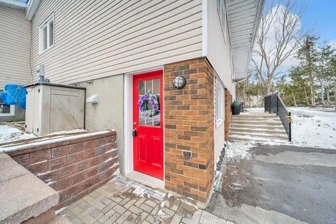 8740 12 Highway, ON L3V 6H2