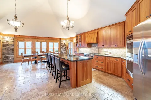 805 Eastdale Drive, ON L9Z 2R5