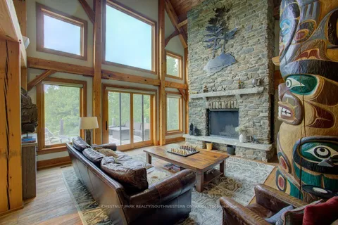 8429 Poplar Side Road, ON L9Y 3Y9