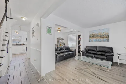 13 Wallace Drive, ON L4N 7E2