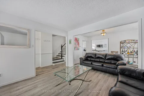 13 Wallace Drive, ON L4N 7E2