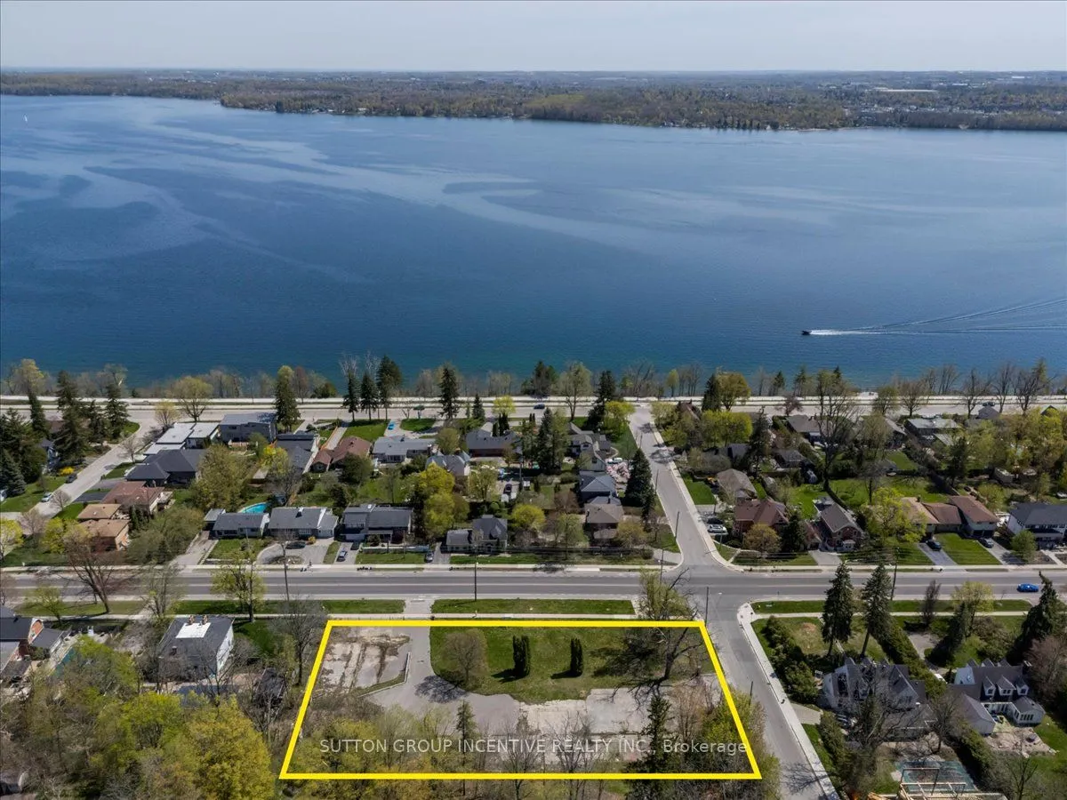 114 Blake Street, ON L4M 1K3