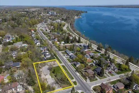 114 Blake Street, ON L4M 1K3