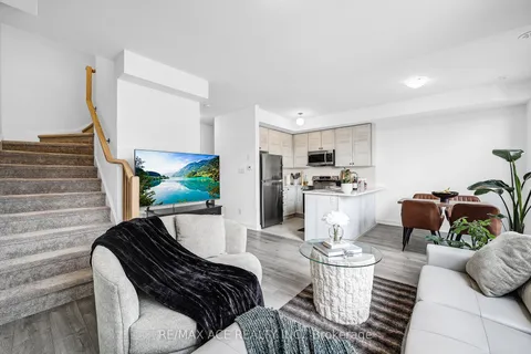 24 Spry Lane, ON L9J 0N6