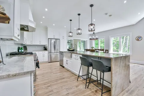 5142 Severn Pines Crescent, ON L0K 2B0
