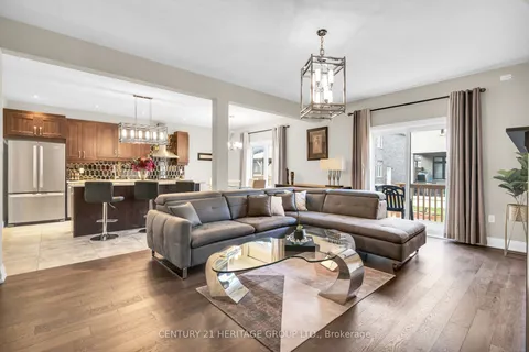 13 Mabern Street, ON L9J 0J1