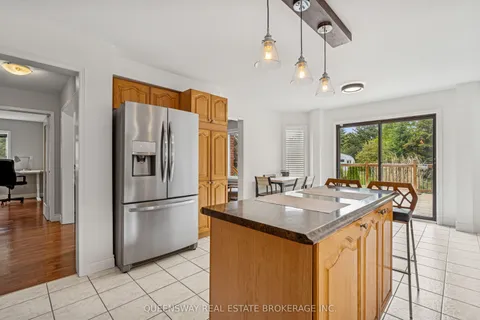 69 CITYVIEW Circle, ON L4N 7V1