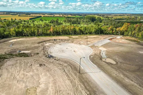 1426 Wilson Drive, ON L9X 0X6