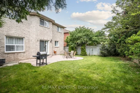 5 Kelsey Crescent, Barrie, ON L4N 0J7