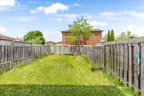 260 Dunsmore Lane, Barrie, ON L4M 7A7
