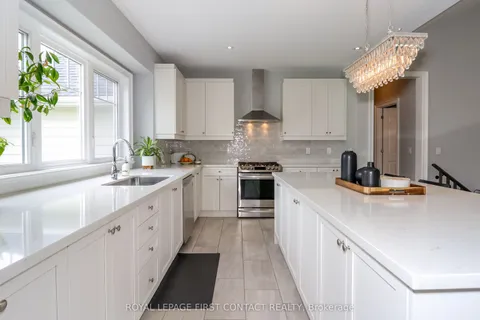 2066 Elana Drive, ON L3V 0C2