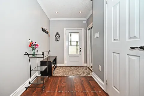25 Lake Crescent, ON L4N 6A7